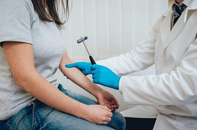 Прием невролога в клинике Флоровой Прием невролога фото